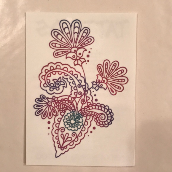 Set of 3 mendhi design temporary tattoos - Picture 4 of 5